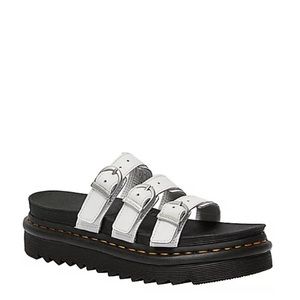 Doc Martin Sandles!!